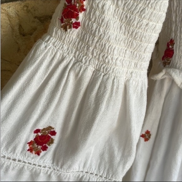 EMBROIDERED OFF THE SHOULDER FREE PEOPLE DRESS FLORAL Boho Pockets Vacation - Picture 8 of 16